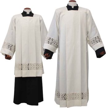 camice e cotta per sacerdote